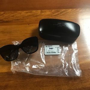 Coach ohc8264 l1083 black grey gradient polar sunglasses